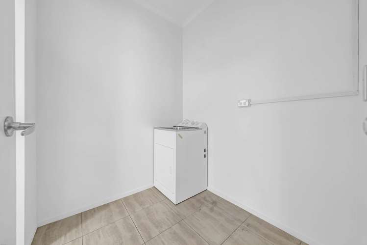 133 Baverstock Road Flat Bush_19