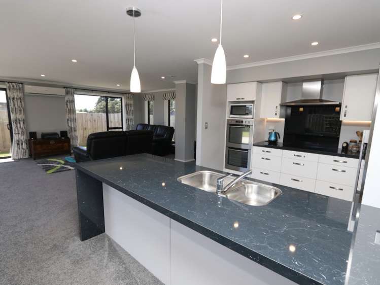 51 Braebrook Drive Netherby_3