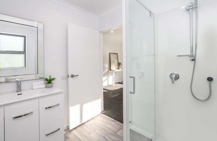 7 Orion Way Featherston_10