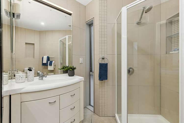 70a Buckley Road Southgate_11