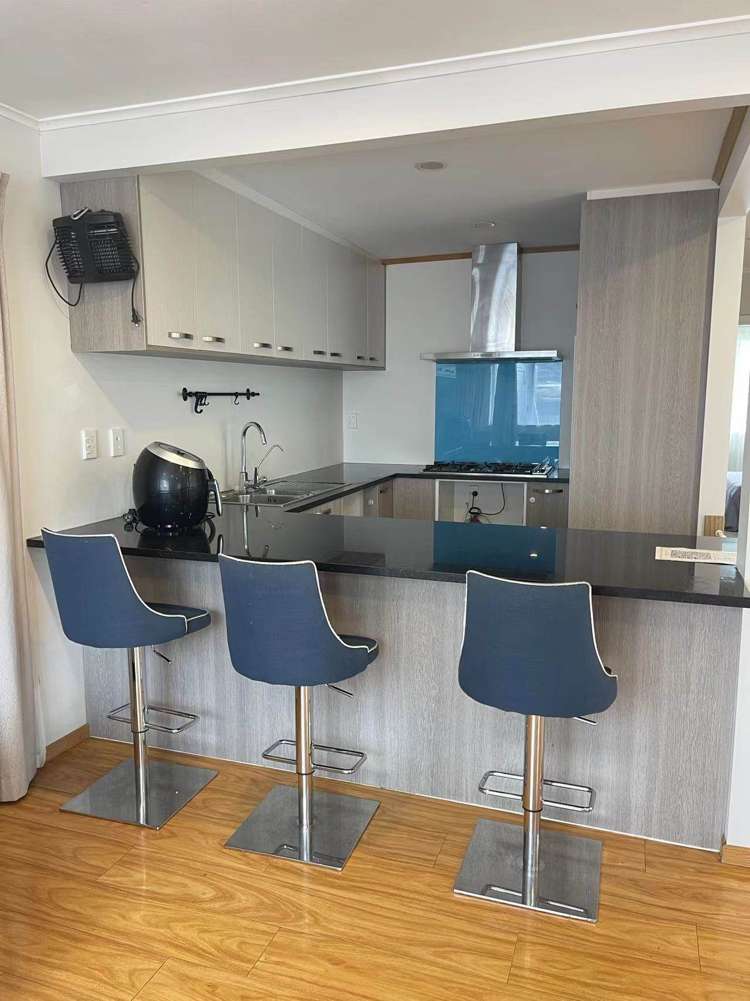 20 Archibald Road Kelston_13