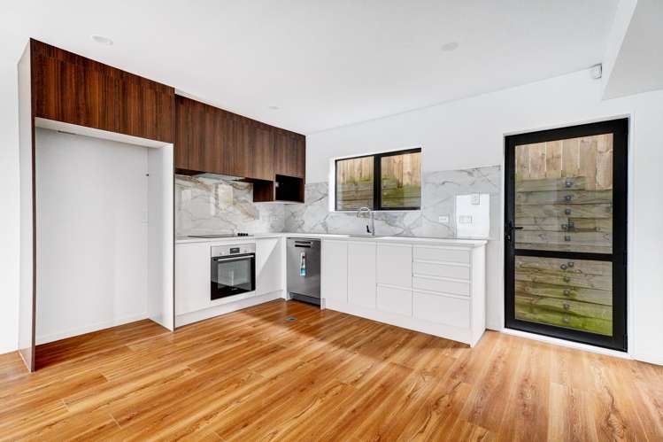 54E Parker Avenue New Lynn_6