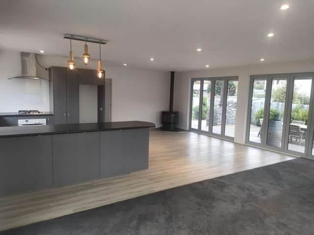 63 Howards Drive Lake Hayes Estate_1