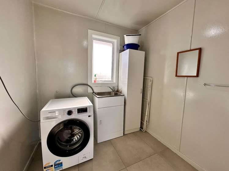 34 Eglinton Street Winton_12
