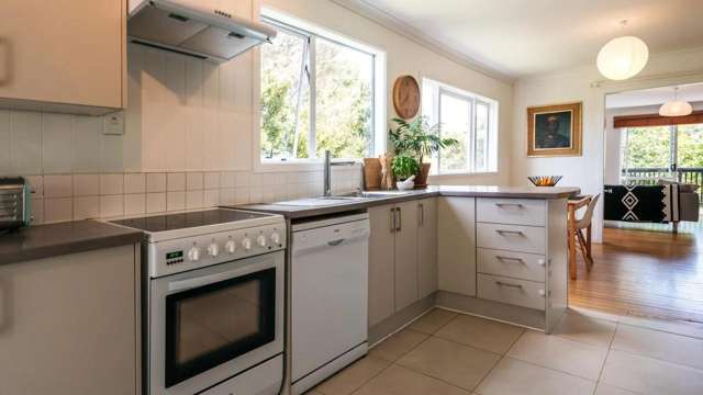 14 Hekerua Road Oneroa_3