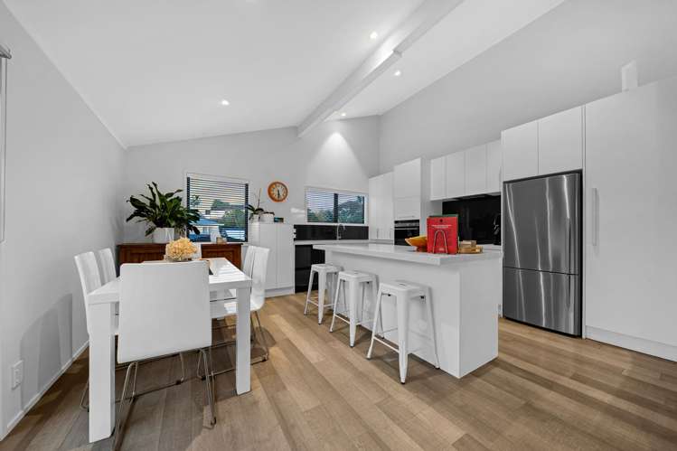 20 Lilian Place Farm Cove_6