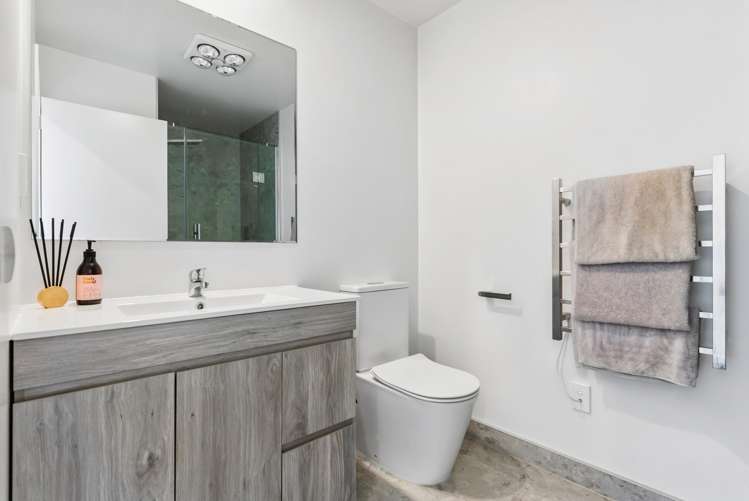 14 Matakohe Road Westgate_10