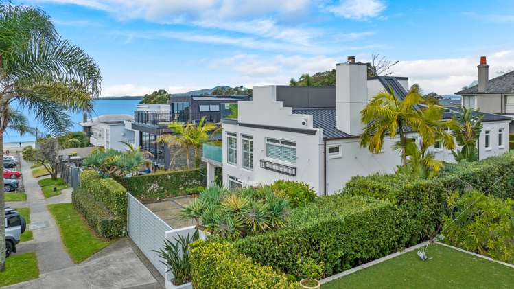 15 The Strand Takapuna_26