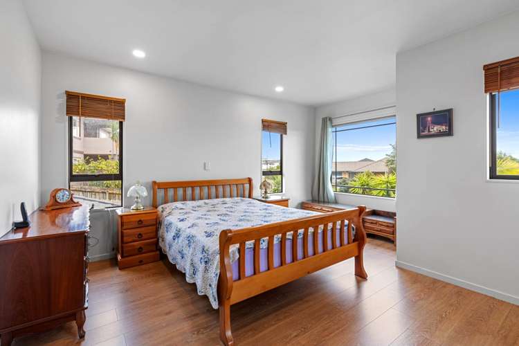 60 Fernhill Way Oteha_9