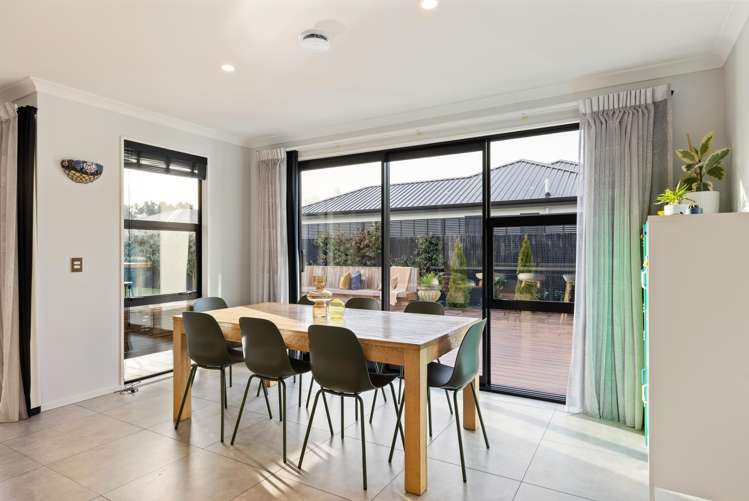 14 Kohunga Crescent Bottle Lake_6