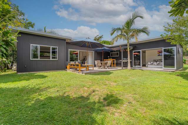 Modern Home in a Quiet, Sought-After Neighbourhood
