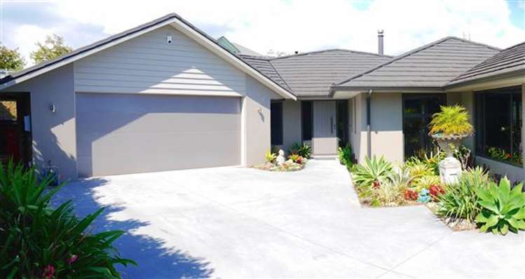 6 Manukaka Heights Hurdon_1