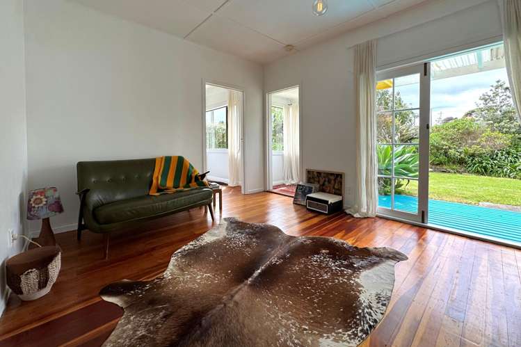 1059 Pouewe Street Kawhia_5