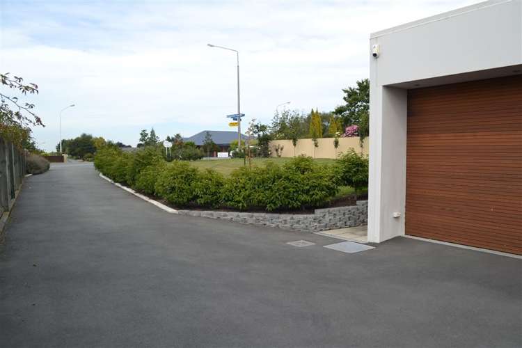 233 Pages Road Gleniti_41