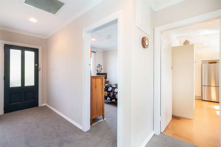 58 Kelvin Road North East Valley_16