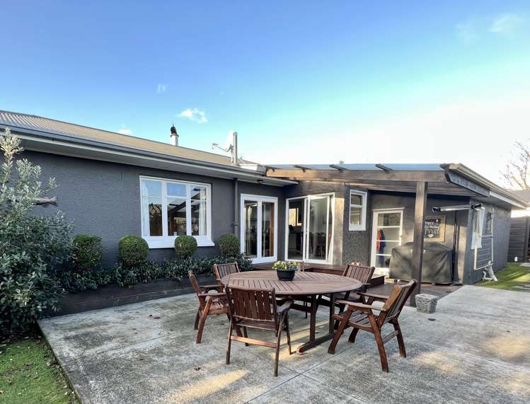 7 Reid Crescent Allenton_19