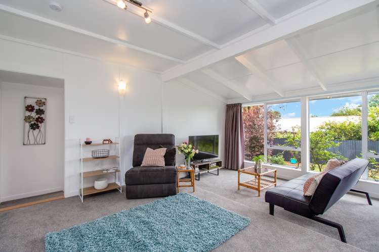 12 Mckenzie Road Owhata_13