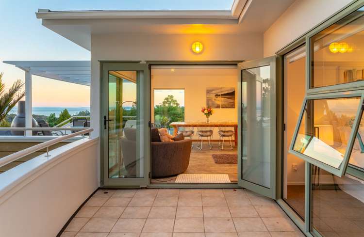 38 Takahe Road Titirangi_13