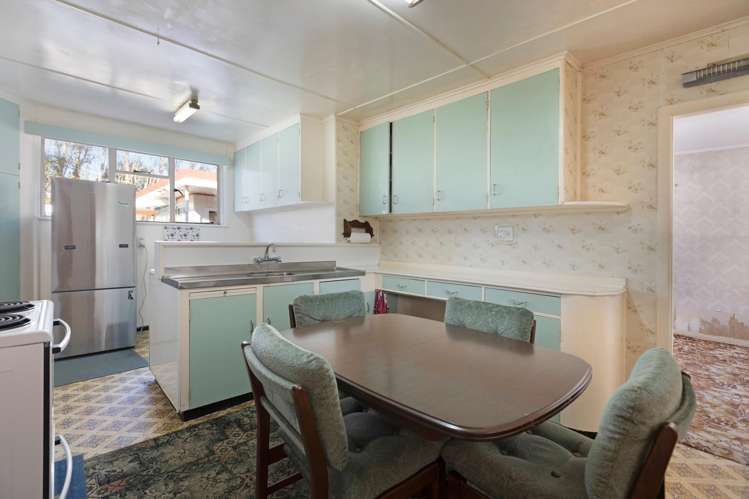 57 Tarawera Road Johnsonville_3