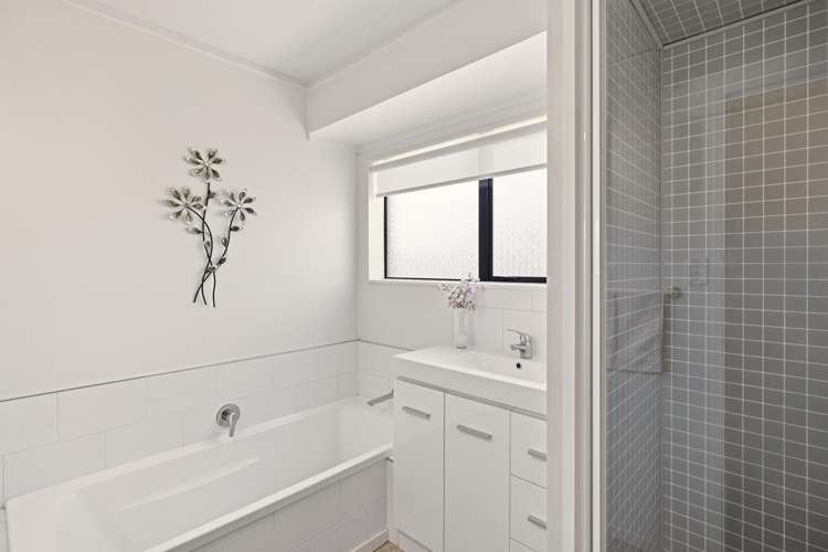 2 Marwood Place Mount Maunganui_12