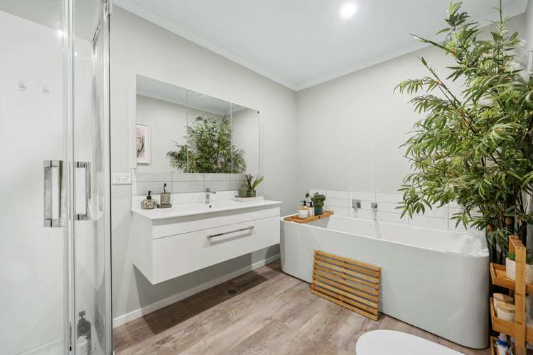 20 Bluff Road Porirua_12