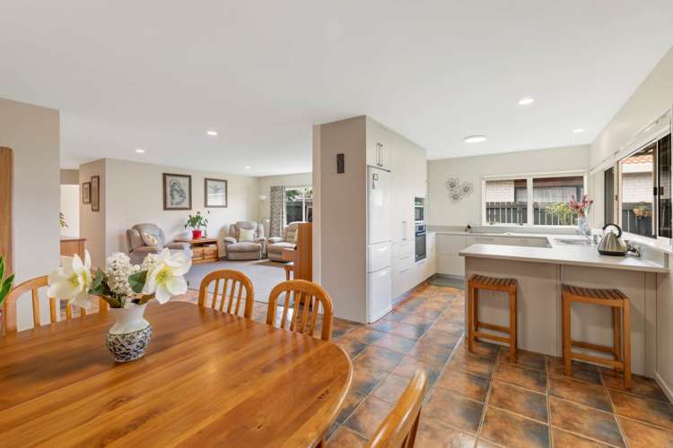 13 Gairloch Place Wattle Downs_11