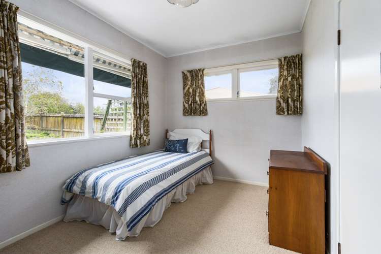 112 Flanshaw Road Te Atatu South_11