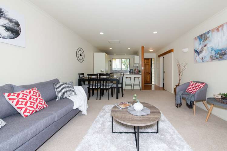 2/2 Arawa Street New Lynn_16