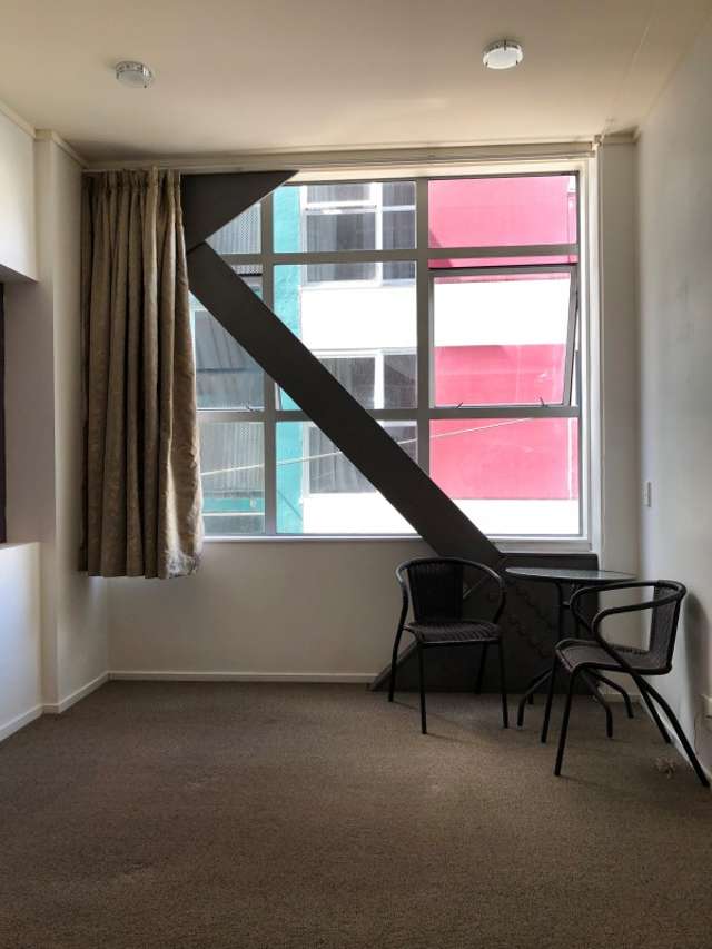 13/3 Edward Street Te Aro_4