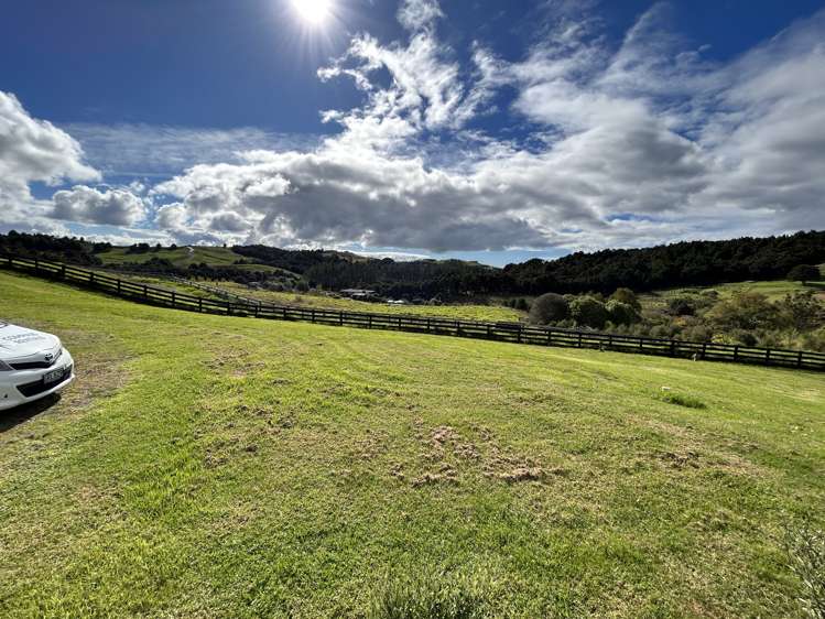 525 Valley Road Kaiwaka_18