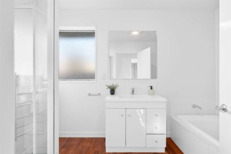 98 Gilberthorpes Road Hei Hei_12