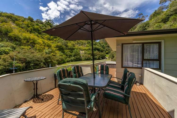 10 Karaka Road Bluff Hill_15