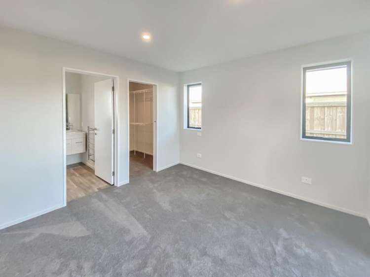 10 Rosalind Avenue 1429_7