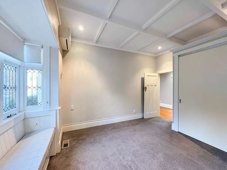 24 Hollywood Avenue Epsom_13