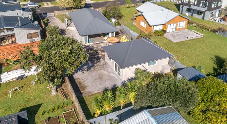 223 Linton Crescent Whangamata_1