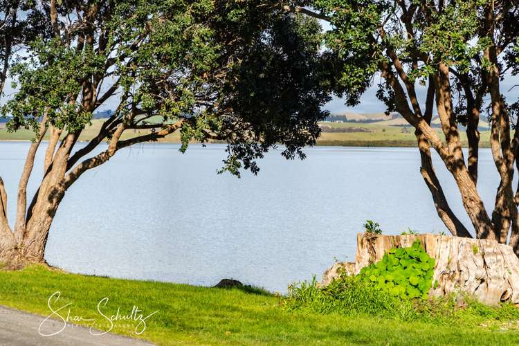 6 The Strand Whakapirau_25