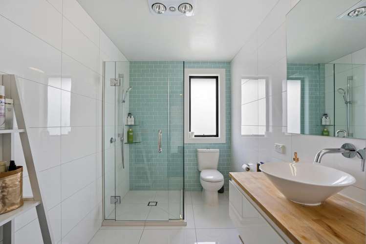 59 Risinghurst Terrace Lower Shotover_13