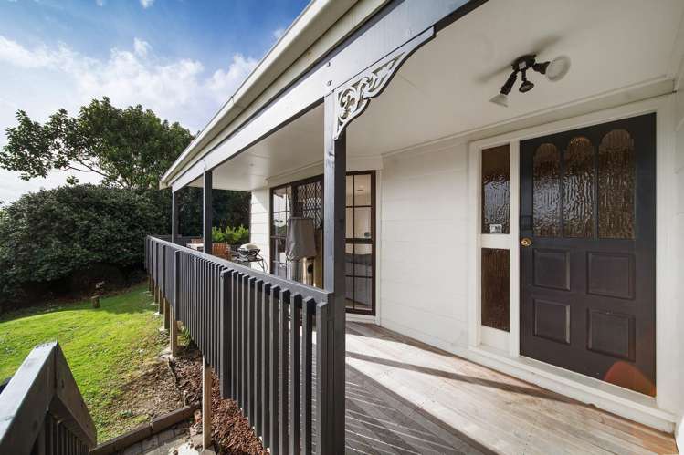 6 Crestlands Place Papakura_21