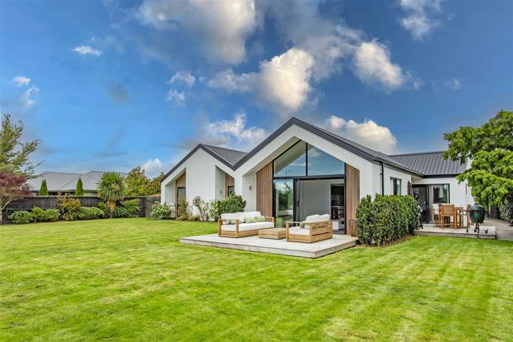 7 Shepherd Avenue West Melton_2