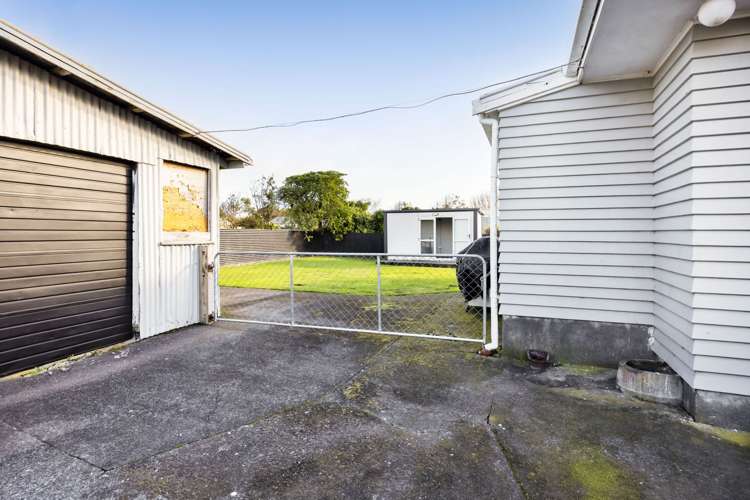 16 Riemenschneider Street Manaia_16