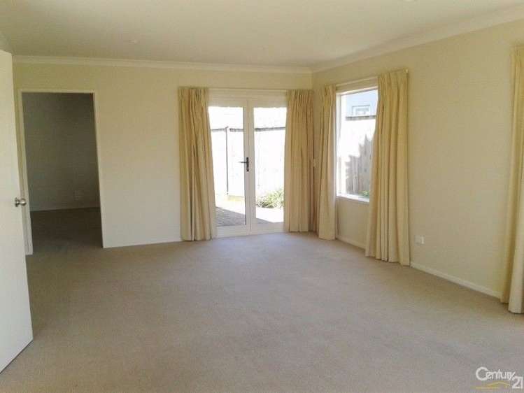 6 Plantation Avenue Flat Bush_11