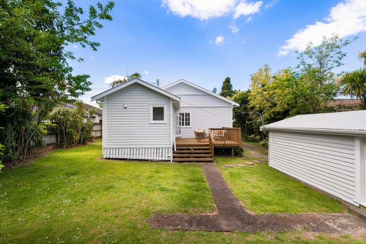 22 Rimu Street New Lynn_14