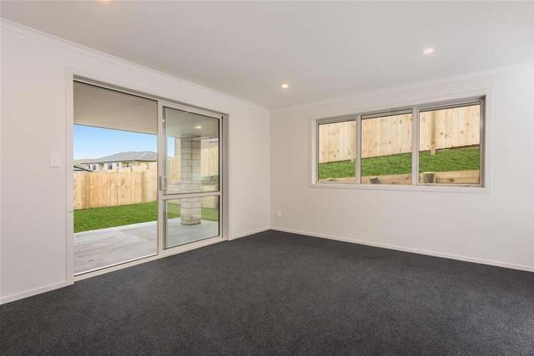 165 Ballintoy Park Drive Welcome Bay_9