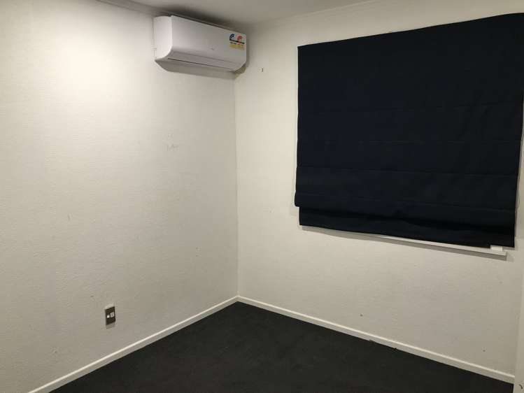 76 Willerton Avenue New Lynn_4