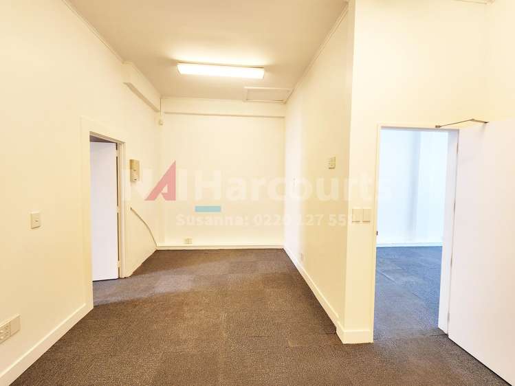 58 Commercial Road Helensville_21