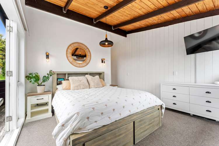 73 Roberts Road Matakatia_11