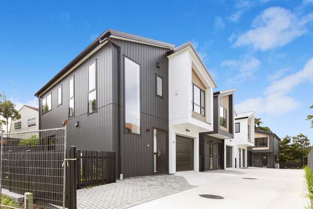 11C Norman Lesser Drive St Johns_3