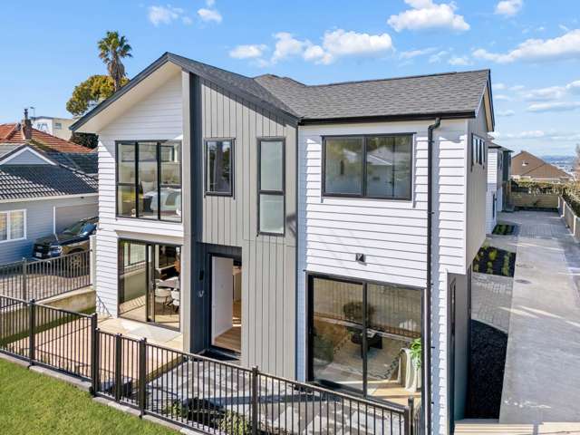 Luxury Living - Brand-New Homes near Cornwall Park