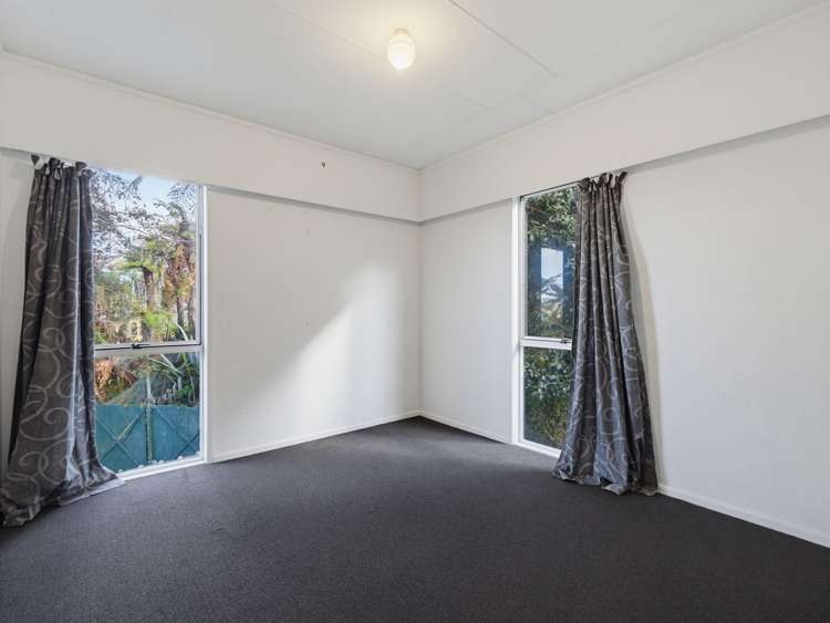 15A Russell Crescent Western Heights_11