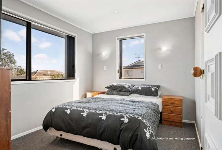 64 Hyperion Drive Randwick Park_9